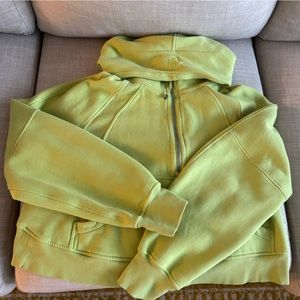 Green Lululemon scuba hoodie! In great condition, never reach for it anymore.